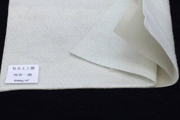 復(fù)合土工膜在施工中要注意什么？  第1張