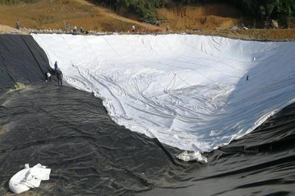 土工合成材料在水利工程中有哪些應(yīng)用呢？