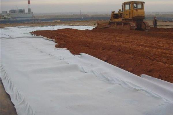 復(fù)合土工膜與防滲土工布的區(qū)別 第4張