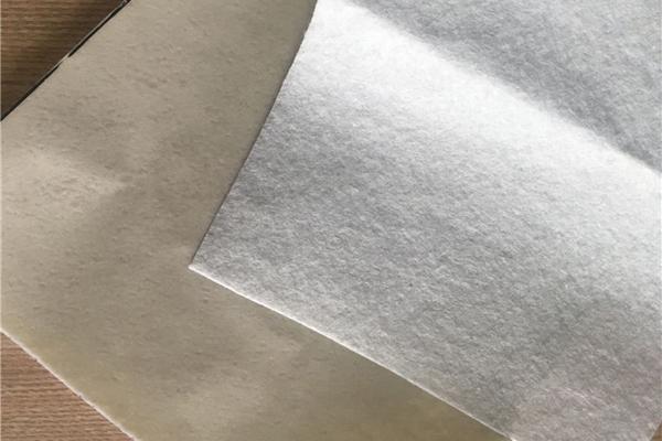 復(fù)合土工膜的防滲鋪蓋厚度 第1張