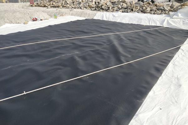 防滲土工膜怎么收邊口的  第1張